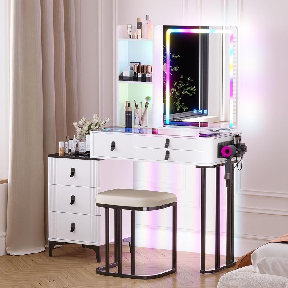 Furniture Lighting & Decor Magazine - Meja Rias Gurexl RGB dengan Stasiun