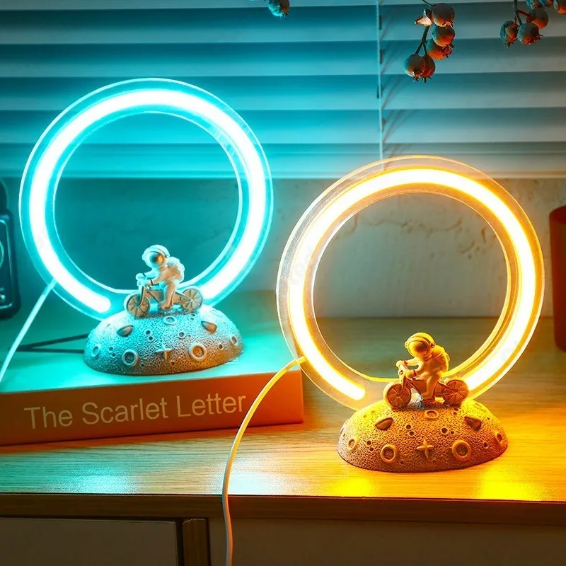 Lampu Malam Astronot LED Kreat - Decor Lighting Fixtures ulasan dan harga