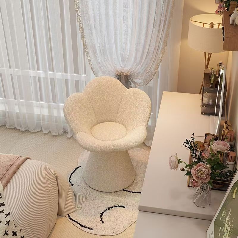 Kursi Rias Putar untuk Kamar T - Furniture Lighting & Decor Magazine ulasan dan harga